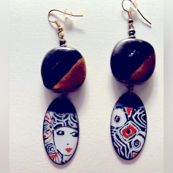 Earrings NWOT Artisan “Ruby Lips” on enameled Copper, w Ceramic beads pierced 3” - Picture 1 of 4